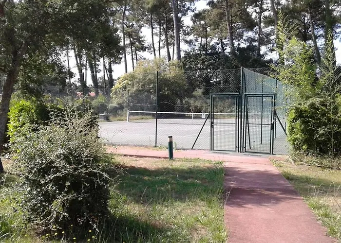 T2 Antigua Avec Piscine Et Tennis Апартаменты *